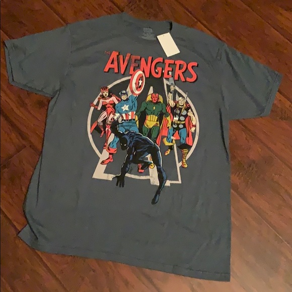 Marvel Other - Men’s Avengers t shirt
